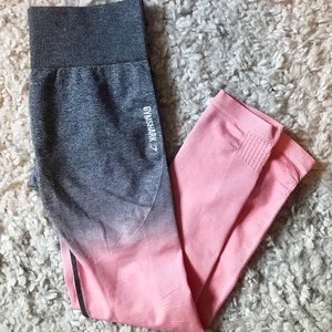 GYMSHARK OMBRÉ SEAMLESS (peach pink/charcoal) 💕